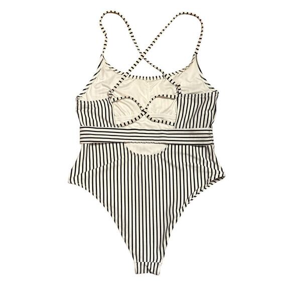 Shade & Shore Women Criss-Crossed Back Striped One Piece Swimsuit Size XL Multi - Picture 5 of 8